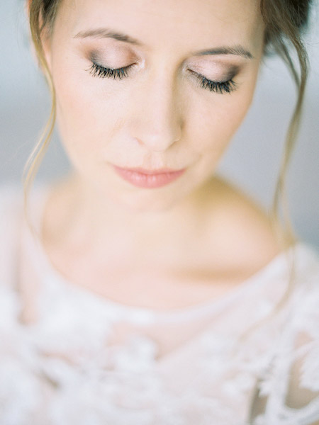 Portret Pani Młoda Przygotowania do ślubu